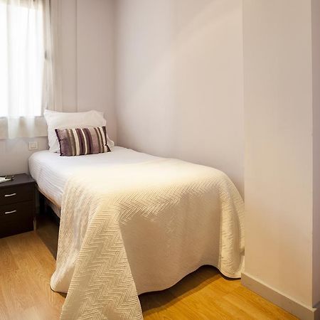 Short Stay Group Camp Nou Serviced Apartments Barcelona Bagian luar foto