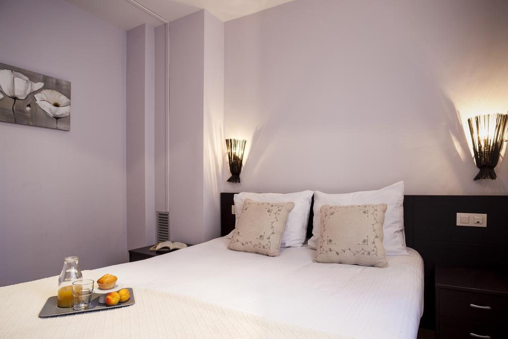 Short Stay Group Camp Nou Serviced Apartments Barcelona Bagian luar foto