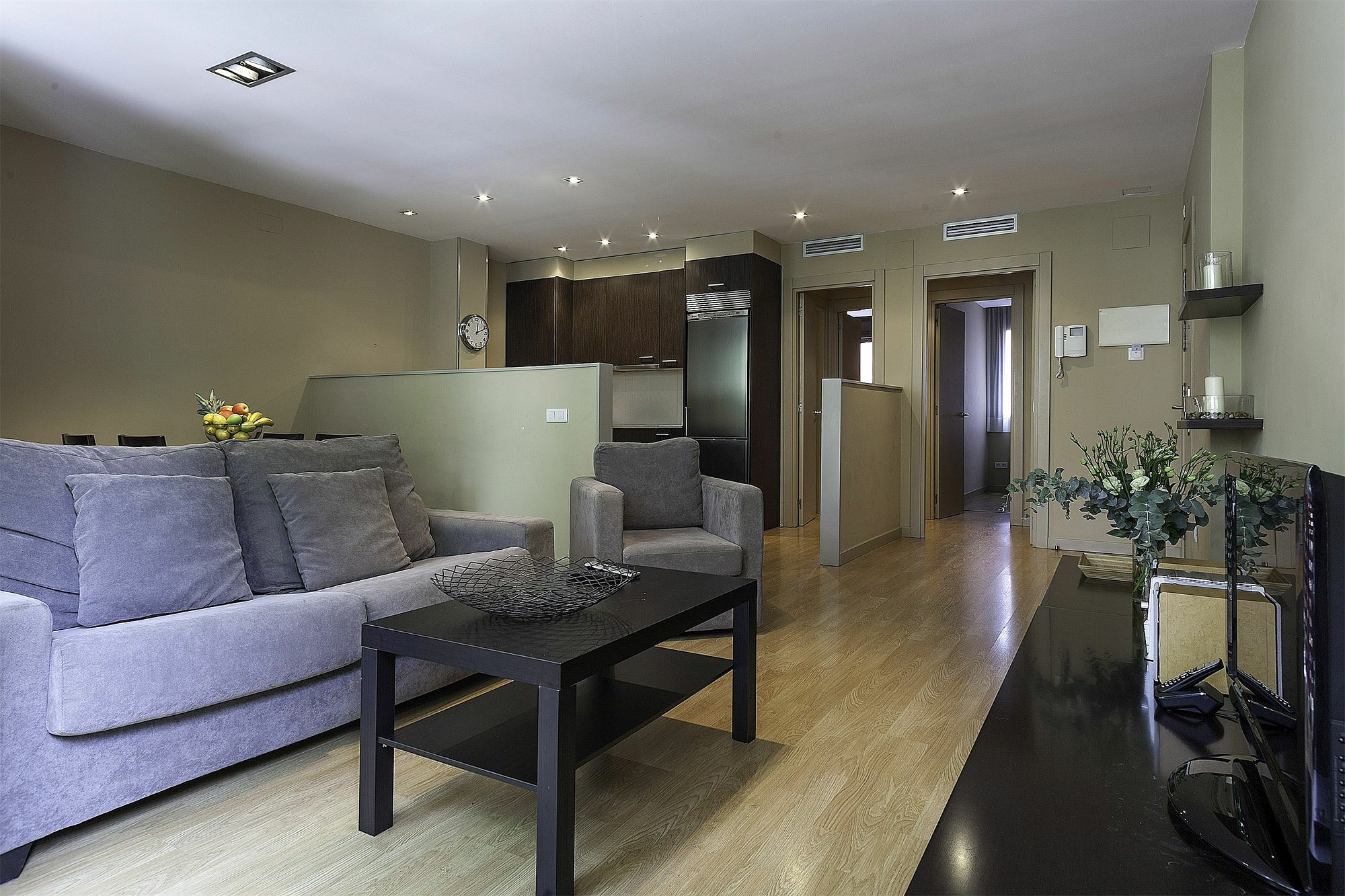 Short Stay Group Camp Nou Serviced Apartments Barcelona Bagian luar foto
