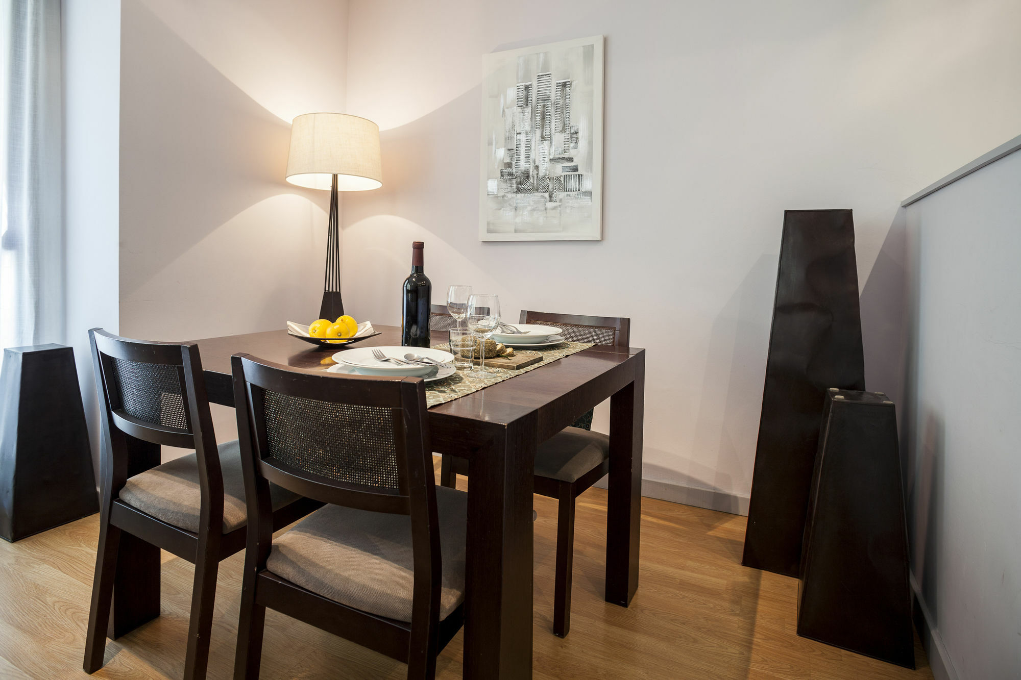 Short Stay Group Camp Nou Serviced Apartments Barcelona Bagian luar foto