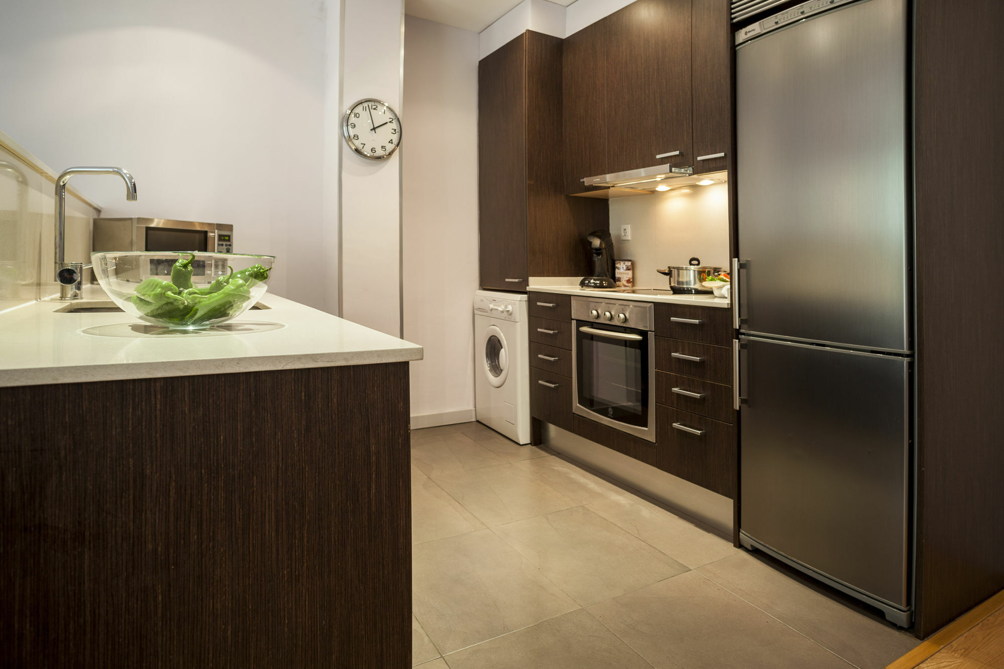 Short Stay Group Camp Nou Serviced Apartments Barcelona Bagian luar foto