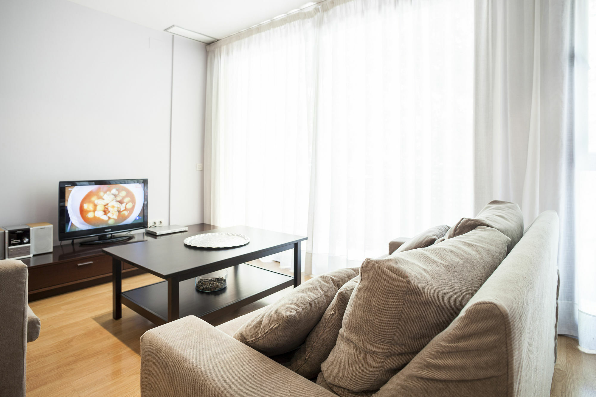 Short Stay Group Camp Nou Serviced Apartments Barcelona Bagian luar foto